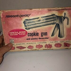 Wear-Ever Cookie Gun and Pastry Decorator. Vintage cookie maker, farmhouse